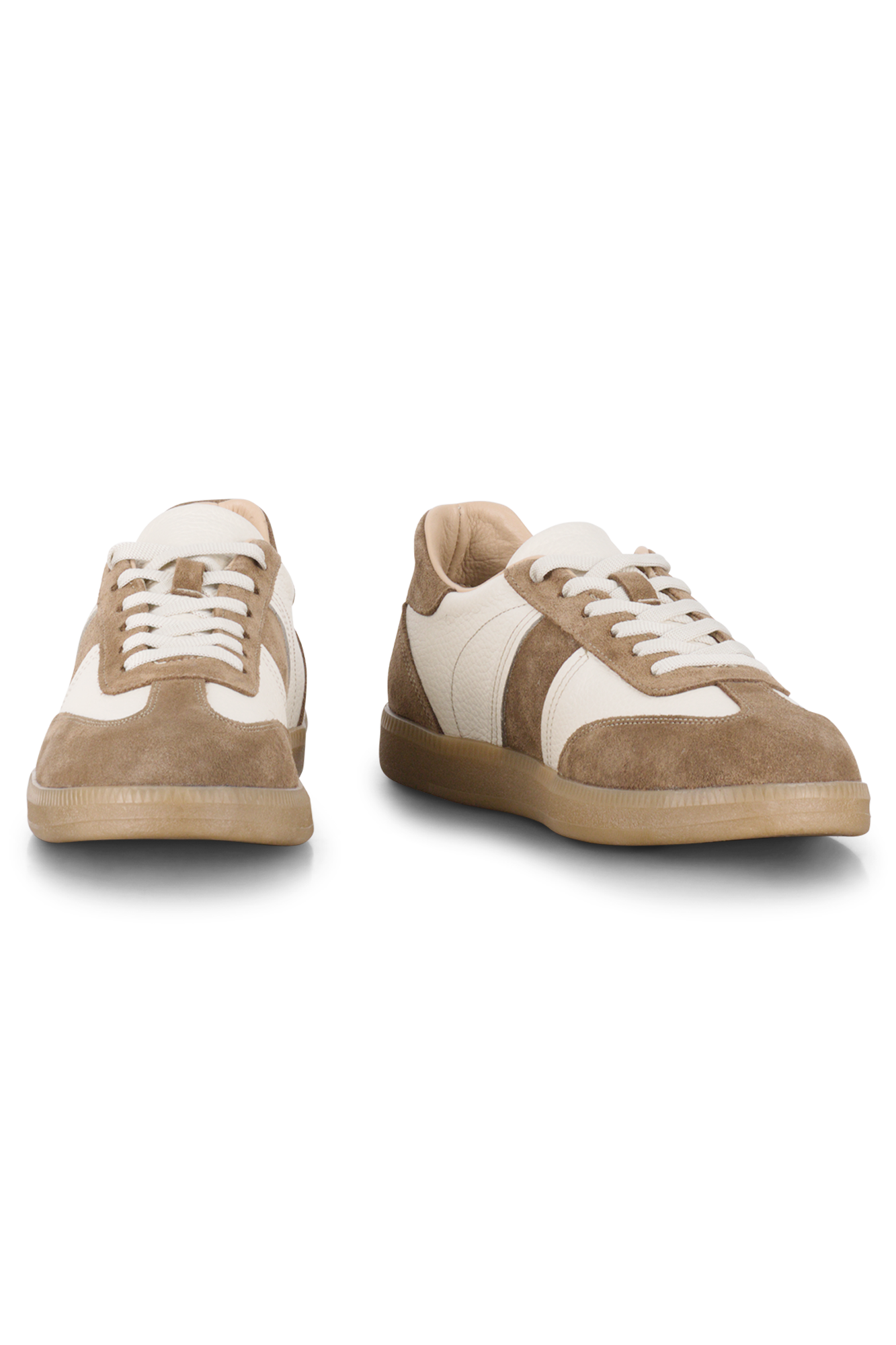 Camila Sneaker Camel