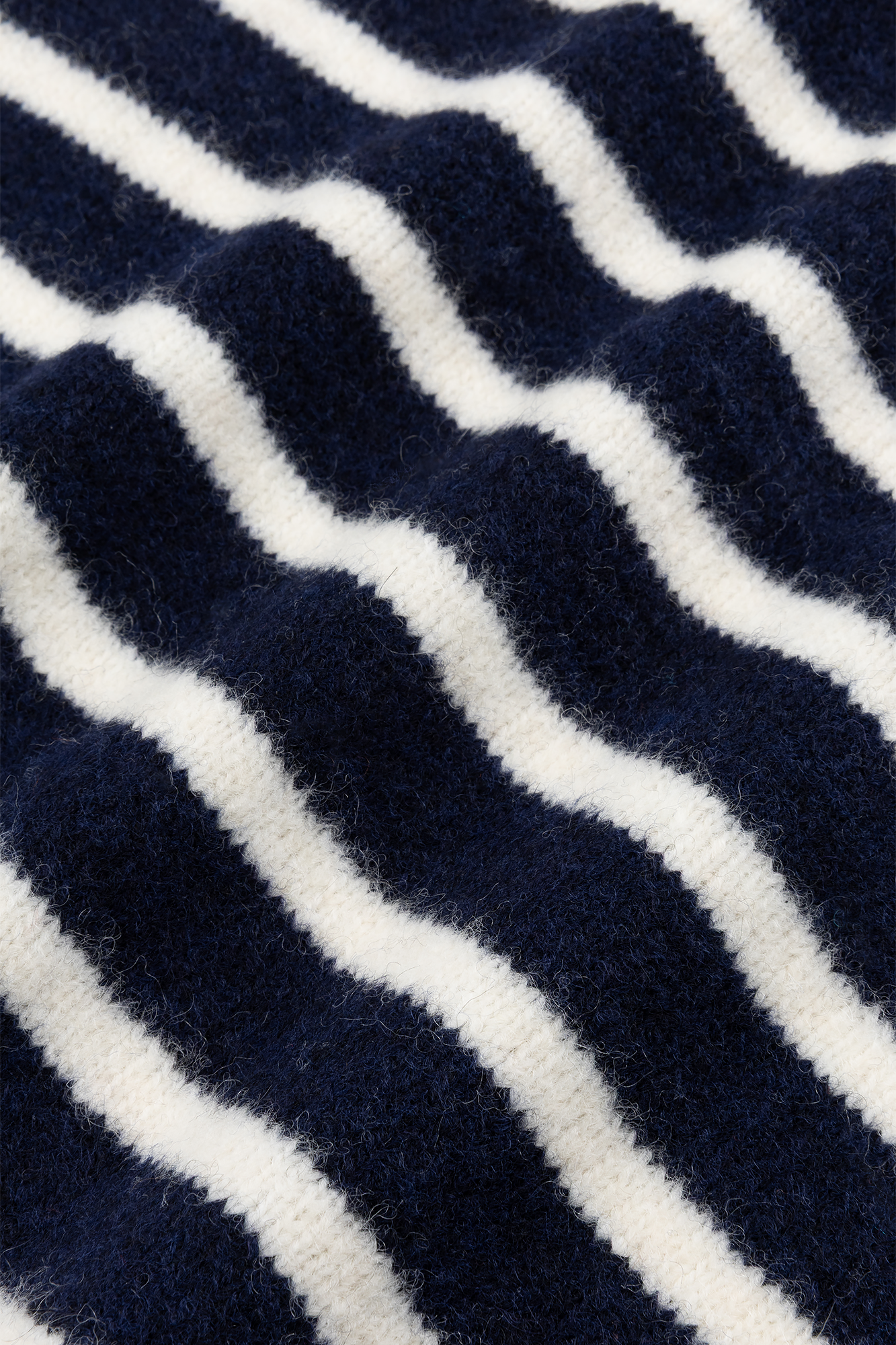 Boukje Shawl Marine-navy Print