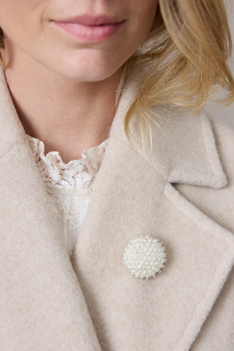 Mina Broche Wit