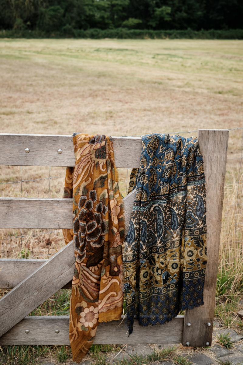 Hanien Shawl Cognac