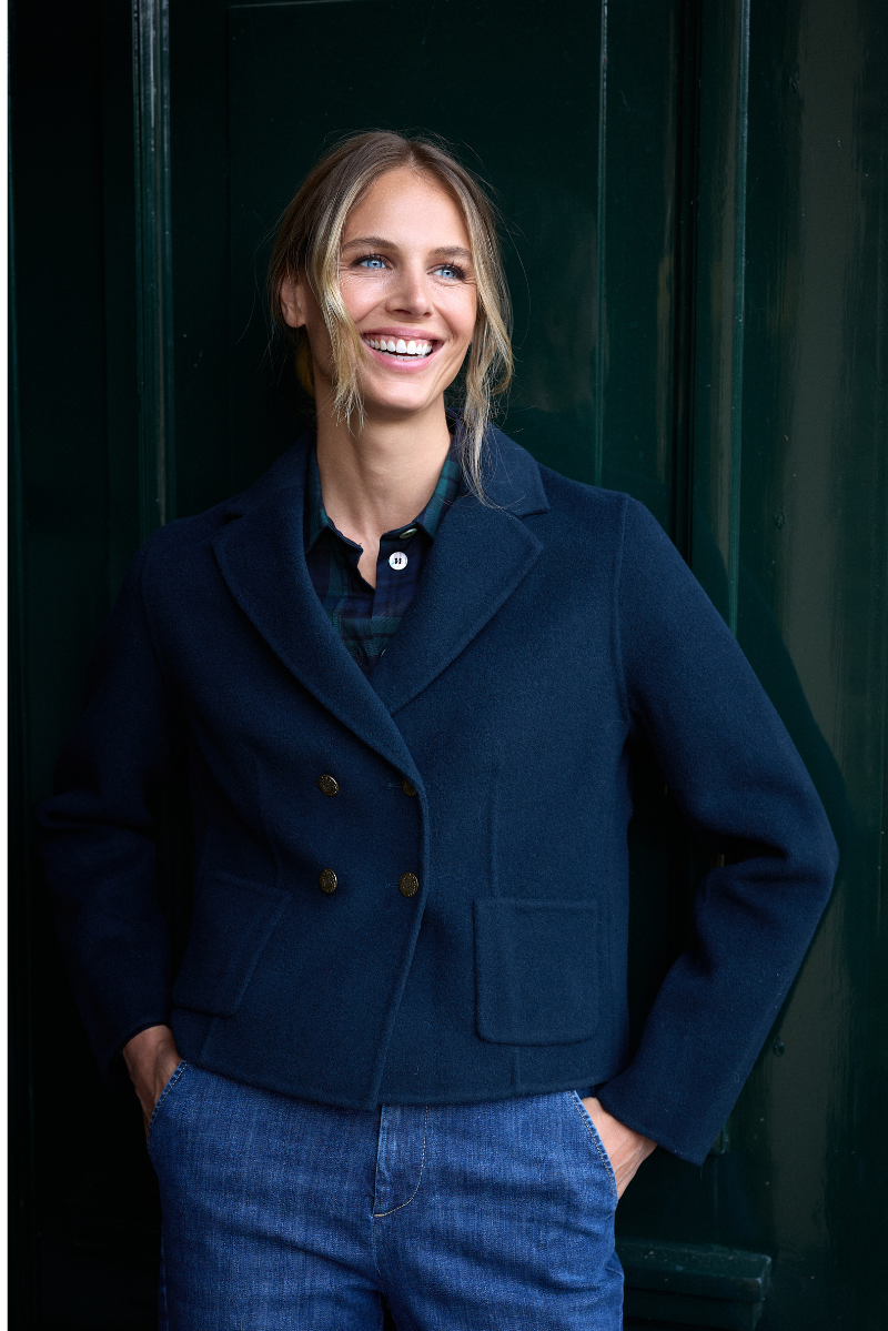 Rinthe Jasje Marine-navy