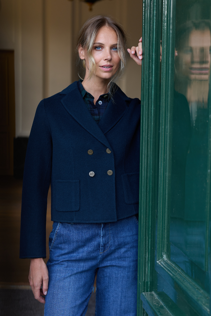 Rinthe Jasje Marine-navy