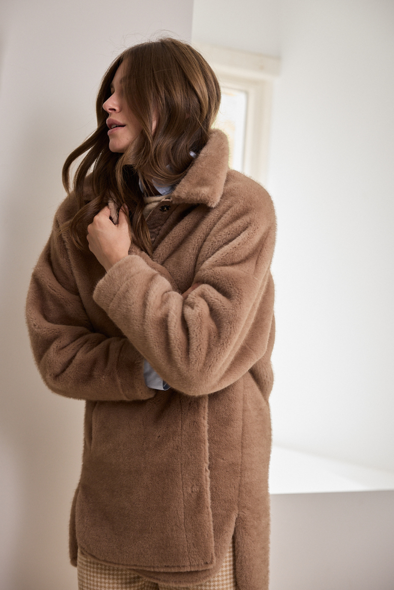 Raika Jas Camel