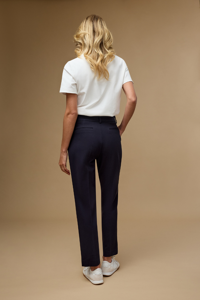 Thirsa Broek Marine-navy
